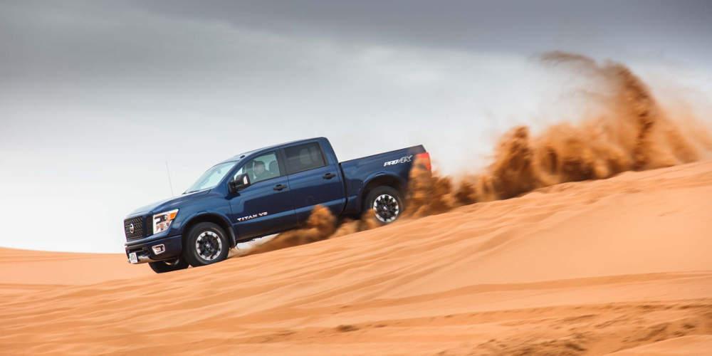 Τα 4κίνητα Nissan στο άγριο τερέν της Σαχάρας [βίντεο]