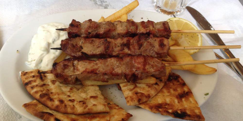 Σώθηκε ο άντρας που στραβοκατάπιε σουβλάκι στην Κρήτη