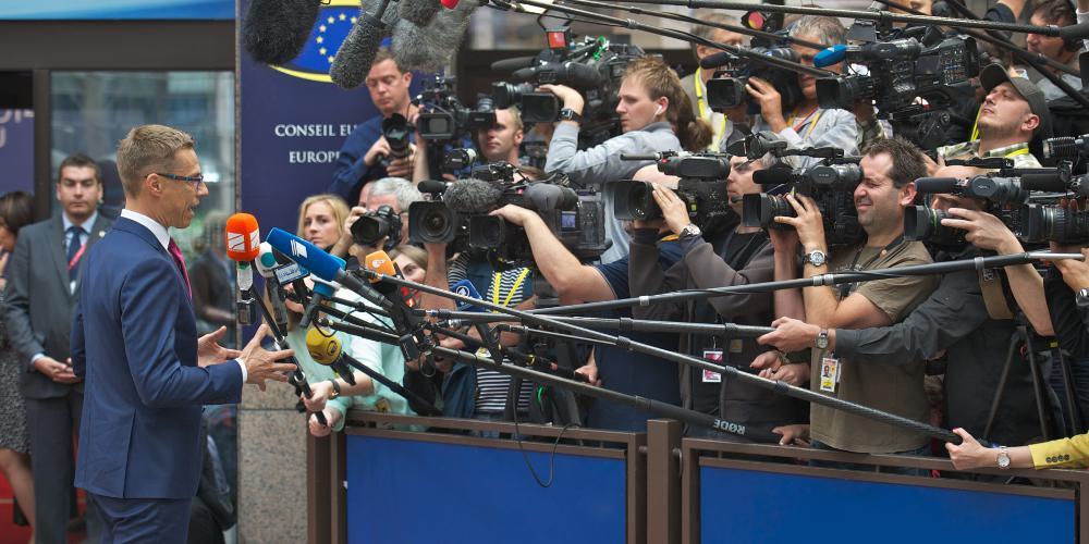 Στουμπ στο EleftherosTypos.gr: Η Ελλάδα χτυπήθηκε σκληρά στην ΕΕ αλλά επιβίωσε