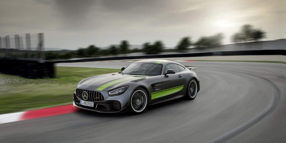 Νέο Mercedes AMG GT R PRO και ανανέωση για όλη την σειρά
