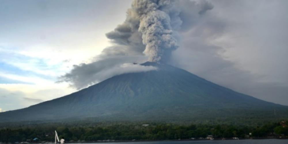 Συναγερμός: Ενεργοποιήθηκε ξανά το ηφαίστειο Ελ Φουέγο στην Γουατεμάλα
