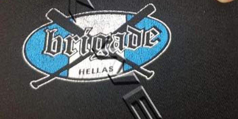 Συνελήφθησαν δύο Έλληνες στην Αλβανία με full face και μπλούζες με «συνθήματα μίσους» [εικόνες]