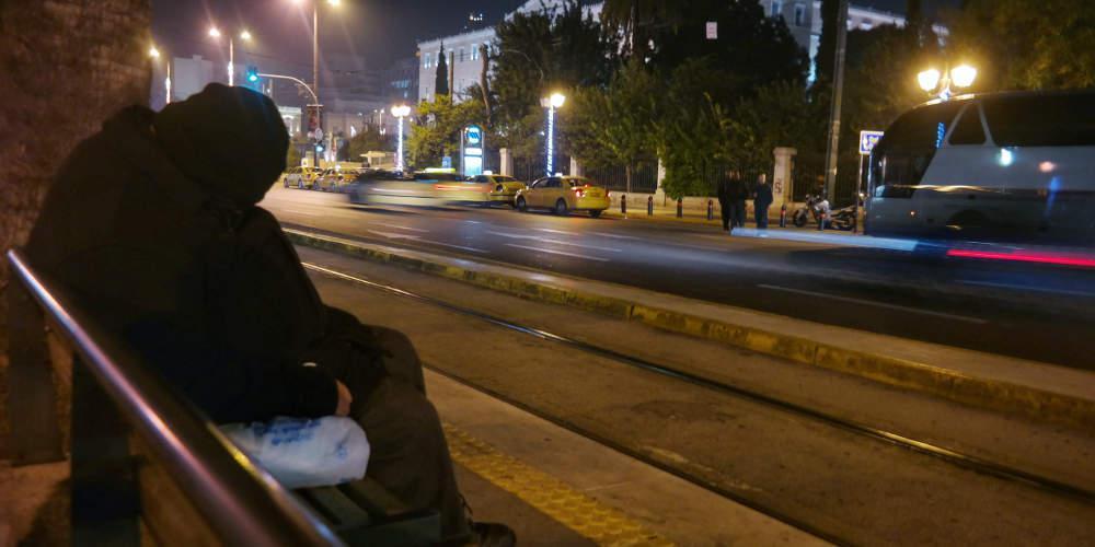 Έρευνα: Δέκα χρόνια λιγότερο ζουν οι πιο φτωχοί σε σχέση με τους πλούσιους