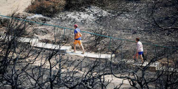 Φονική πυρκαγιά στο Μάτι: Απορρίφθηκε η ανάθεση της δικογραφίας σε εφέτη ανακριτή