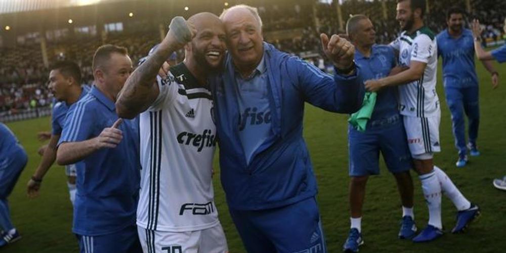 Οι παίκτες της Παλμέιρας έλουσαν με μπύρα τον Σκολάρι για το πρωτάθλημα