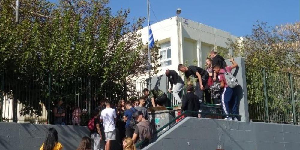 Δήμαρχος Γέρακα για το «Μακεδονία Ξακουστή»: Είχαν προειδοποιήσει οι μαθητές