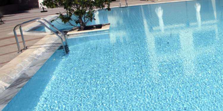 Στα δικαστήρια ο πατέρας των δύο κοριτσιών που πνίγηκαν στη Ρόδο