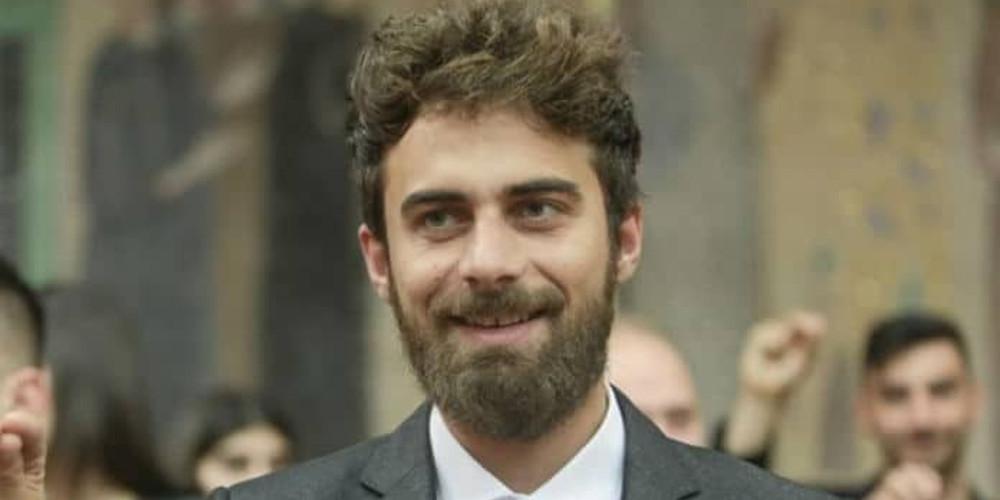 Αυτή είναι η κούκλα σύντροφος του Μάριου Πρίαμου από το Survivor