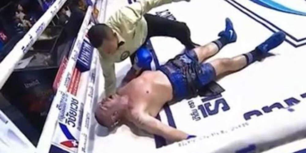 Σοκ: Πυγμάχος έπεσε νεκρός από τα χτυπήματα του αντιπάλου του στον αγώνα [βίντεο]