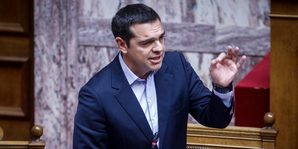 Ο Τσίπρας έκανε... καφενείο τη Βουλή πίνοντας καφέ στα έδρανα [εικόνες]