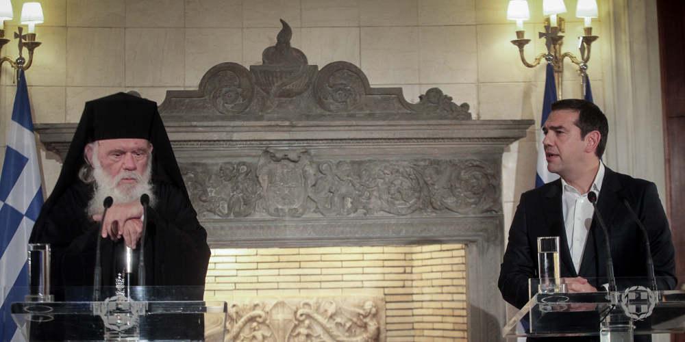 Τσίπρας σε Ιερώνυμο: Αστεία και κωμικοτραγικά τα περί αποκαθήλωσης ιστορικών συμβόλων