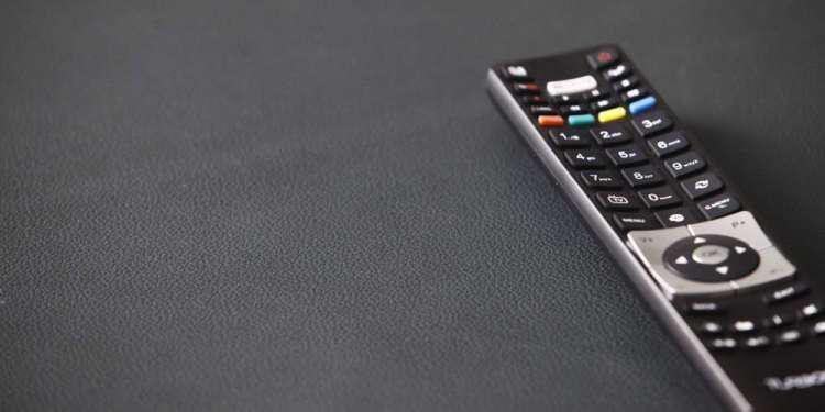 Πού θα δούμε «Λόγω Τιμής», «Της Ελλάδος τα παιδιά» και «καφέ της Χαράς»