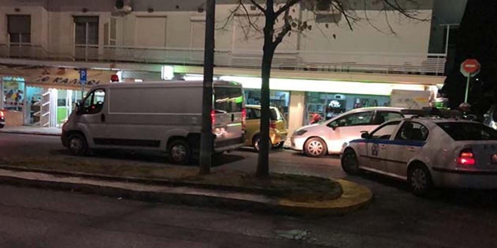 Χειροβομβίδες και όπλα στο σπίτι ηλικιωμένου στην Ξάνθη [βίντεο]