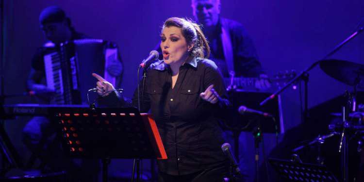 Φωτιά στη Βαρυμπόμπη: Ξεσπά η Ζαρίφη - «Να ξέρω ποιον θα φτύσω»