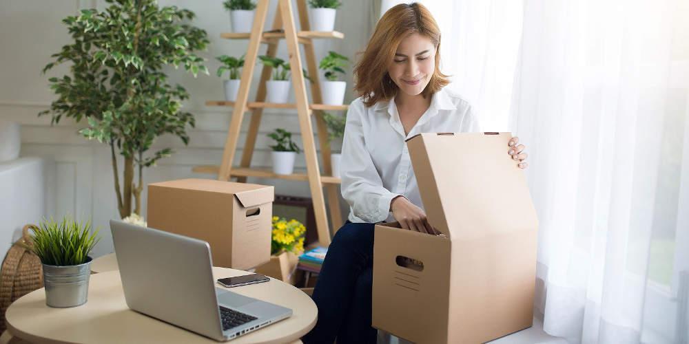 Eurosender: Τι έχει το τάπερ της Ελληνίδας μάνας στο εξωτερικό! [εικόνες]