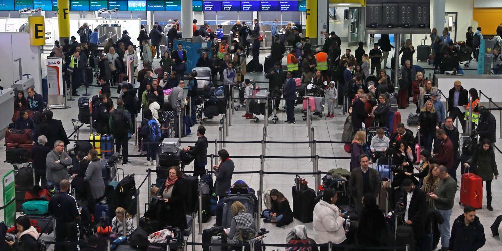 Ελεύθεροι οι δύο συλληφθέντες για τα drones στο Γκάτγουικ