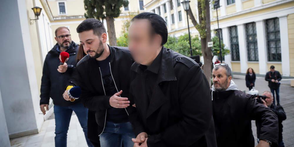 Υπόθεση Ριχάρδου: Θρίλερ με τα περί λαθρεμπορίας και την αποφυλάκιση του ενεχυροδανειστή