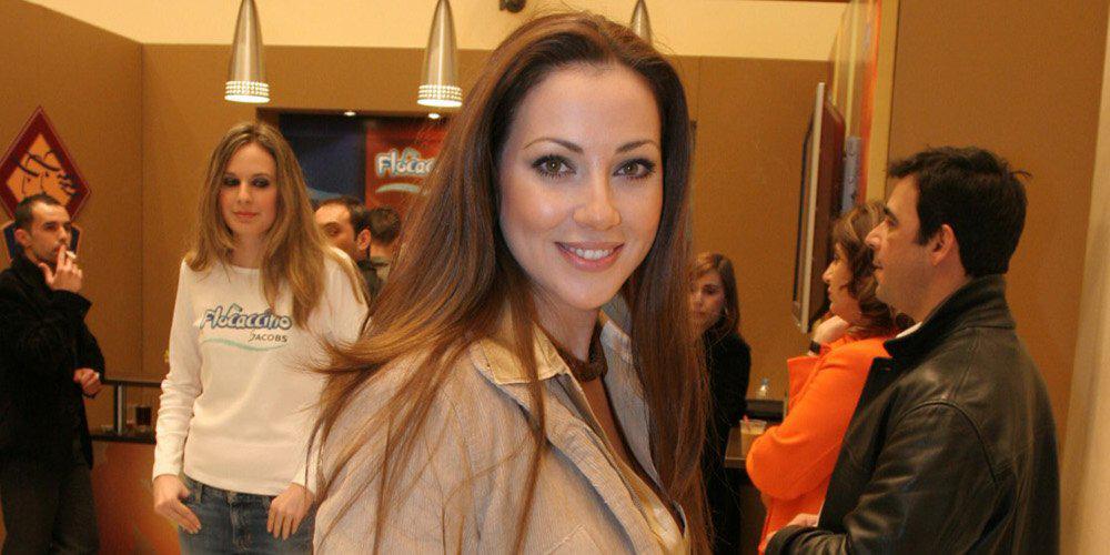 Δείτε για πρώτη φορά την κούκλα κόρη της Ειρήνης Σκλήβα