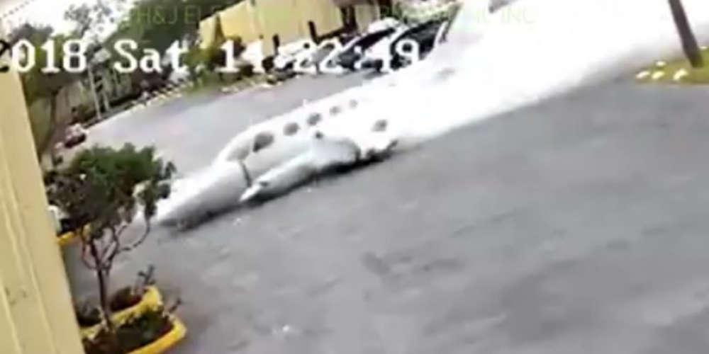 Σοκαριστικό βίντεο καταγράφει καρέ-καρέ αεροπορικό δυστύχημα στη Φλόριντα