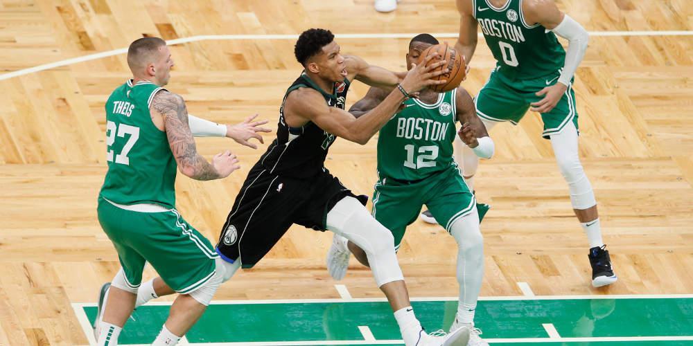 Απίστευτος ο Αντετοκούνμπο: Πέτυχε 30 πόντους στη νίκη των Μπακς επί των Σέλτικς [βίντεο]