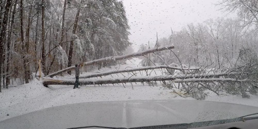 Σφοδρή κακοκαιρία σε μεγάλο μέρος των ΗΠΑ, ματαιώθηκαν πτήσεις
