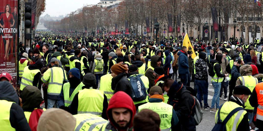 Κίτρινα Γιλέκα: Οκτώ μήνες φυλακή σε μάγειρα που προέτρεπε τους αστυνομικούς να αυτοκτονήσουν