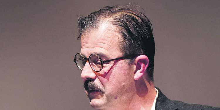 Κρίστοφερ Κινγκ στον Ελεύθερο Τύπο: Φάρμακο η μουσική που μεταδίδεται από γενιά σε γενιά