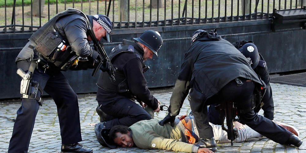 Συναγερμός στο βρετανικό Κοινοβούλιο: Η αστυνομία εξουδετέρωσε ύποπτο άνδρα