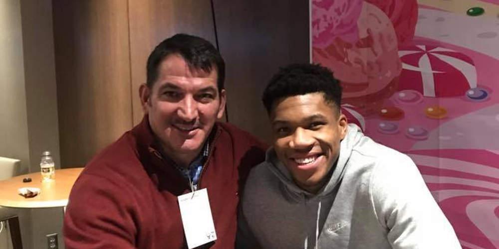 Συνάντηση Ελλήνων γιγάντων: Ο Πύρρος Δήμας βρέθηκε με τον Γιάννη Αντετοκούνμπο [εικόνα]