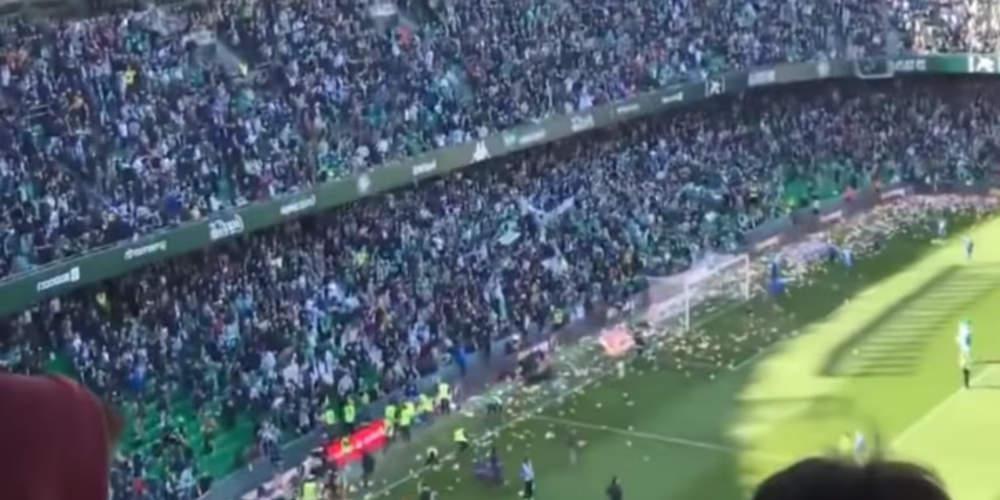 Συγκινητικό: Χιλιάδες λούτρινα αρκουδάκια στο γήπεδο της Μπέτις για καλό σκοπό [βίντεο]