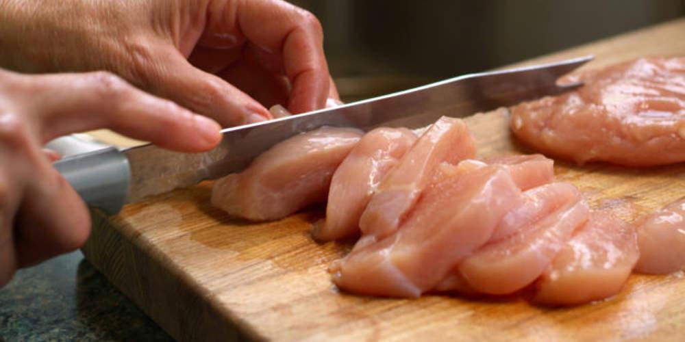 Συναγερμός στις ΗΠΑ: Πάνω από 200 άνθρωποι ασθένησαν από σαλμονέλα