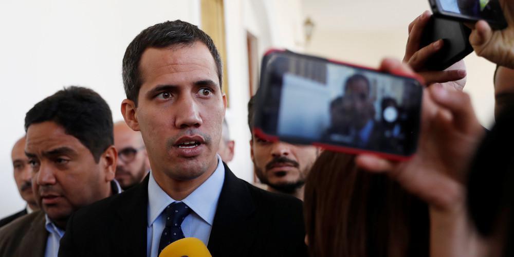 Η Ελλάδα στην γραμμή της ΕΕ για τον Γκουαϊδό μετά την «παραφωνία» του ΣΥΡΙΖΑ