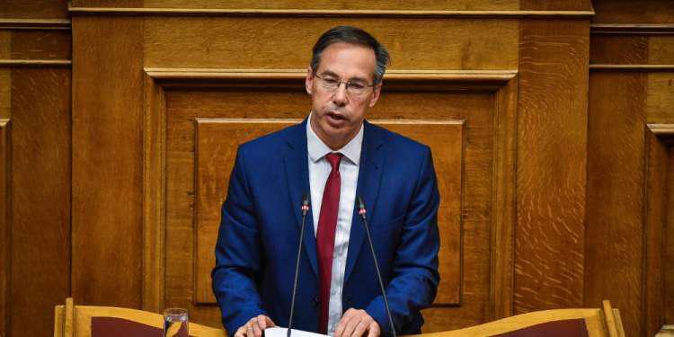 Μαυρωτάς: Το αγωνιστικό πρωτόκολλο θα καθορίσει την επανέναρξη της Super League