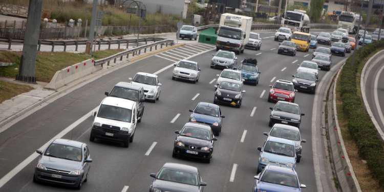 To 2018 πουλήθηκαν 103.431 καινούργια οχήματα στην Ελλάδα