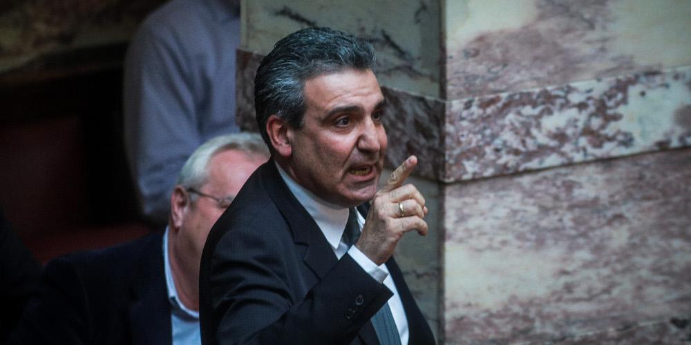 Το… τερμάτισε ο Φωκάς: Πιστός στον Καμμένο για τα επόμενα 100 χρόνια