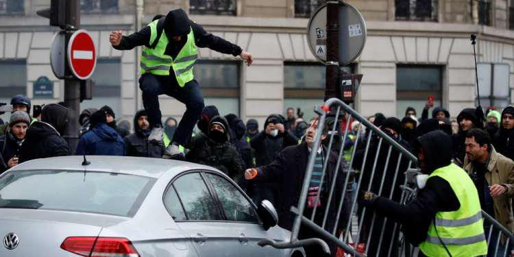 Διπλωματικός πόλεμος Γαλλίας-Ιταλίας για τα «Κίτρινα Γιλέκα»