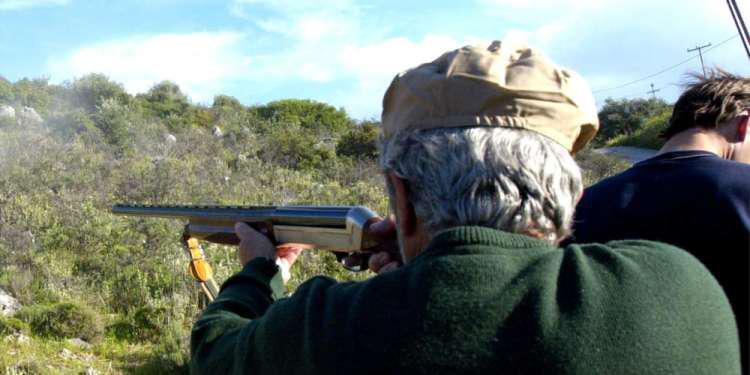 Τραγωδία: Αστυνομικός δέχθηκε πυροβολισμό κατά τη διάρκεια κυνηγιού