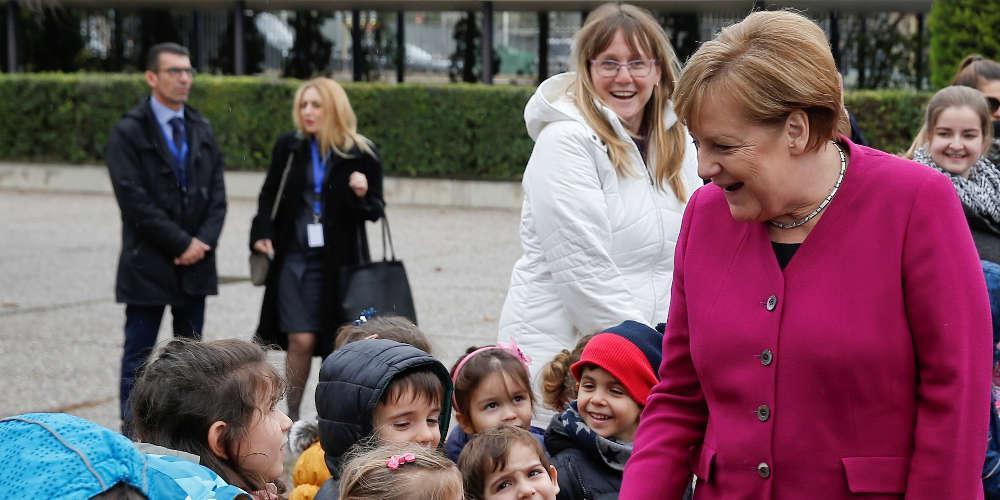 Στη Γερμανική Σχολή η Ανγκελα Μέρκελ [εικόνες]
