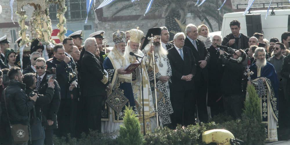 Παυλόπουλος από τη Σύρο: Υπερασπιζόμαστε στο ακέραιο τα εθνικά μας θέματα [βίντεο]