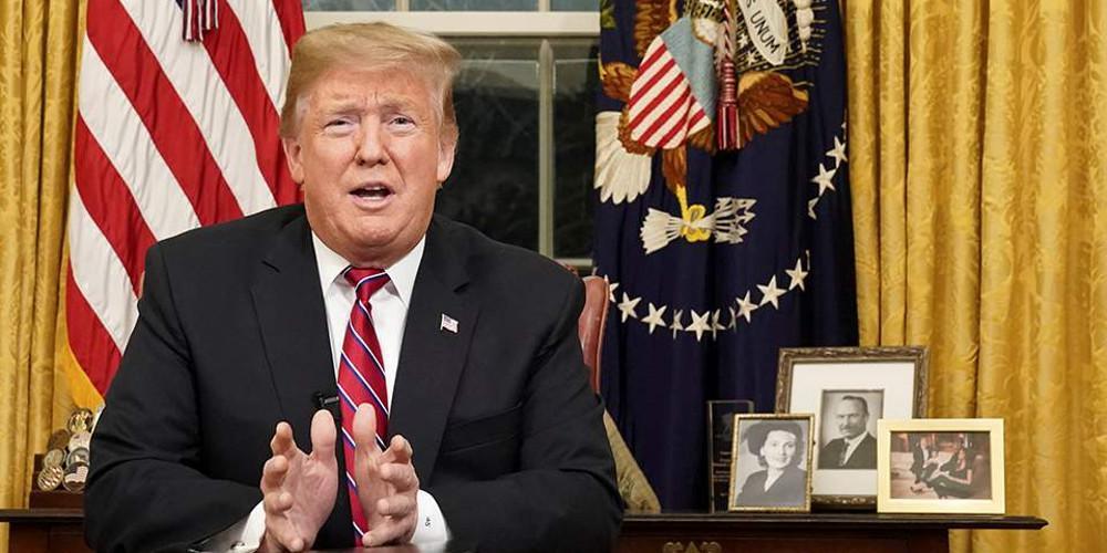 Τραμπ για κορωνοϊό: Οι θάνατοι «πιθανόν» θα κορυφωθούν «σε δύο εβδομάδες»