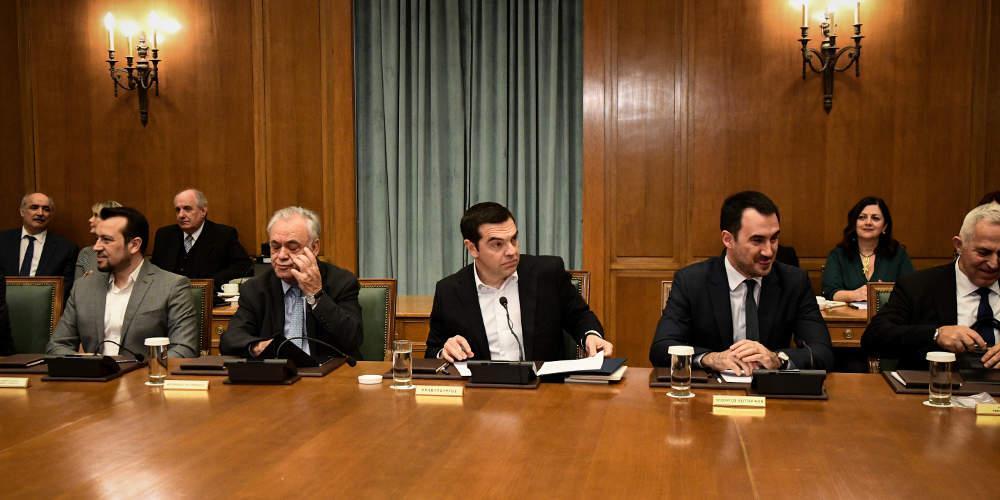Αμετανόητος ο Τσίπρας εισηγήθηκε υπέρ της θεσμικής εκτροπής στη Δικαιοσύνη στο υπουργικό συμβούλιο