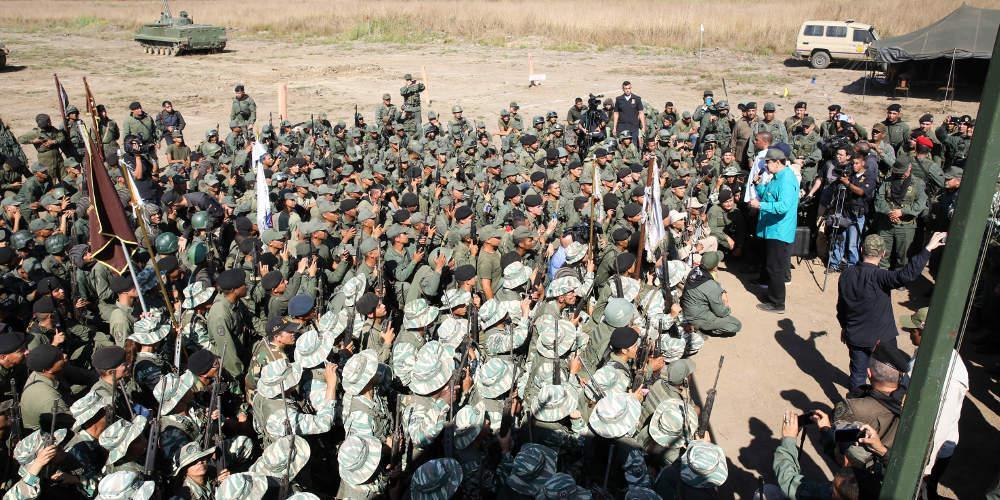 Διχασμένος και ο στρατός στη Βενεζουέλα