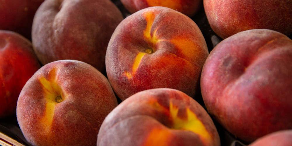 «Επιχείρηση Κλοιός»: Φοροδιαφυγή και στα... ροδάκινα