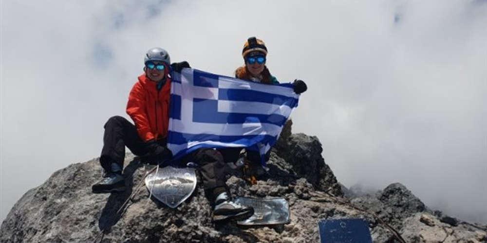 Δύο Ελληνίδες θα προσπαθήσουν ν’ ανέβουν στην «Στέγη του Κόσμου»