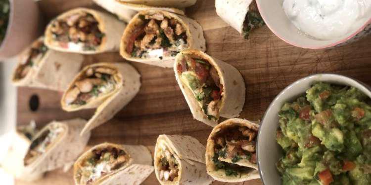 Η συνταγή της ημέρας: Φαχίτας με κοτόπουλο από τον Πέτρο Συρίγο