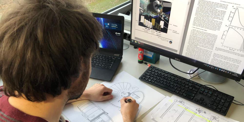 Απίστευτο: Φοιτητής αρχιτεκτονικής του ΕΜΠ σχεδιάζει κατοικίες στη Σελήνη