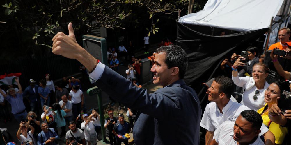 Οι κίνδυνοι που αντιμετωπίζει ο Γκουαϊδό για να εξασθενήσει το κίνημά του