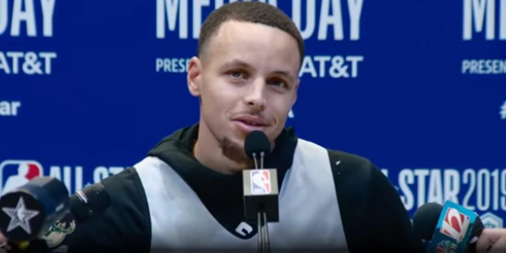 Τρέλανε ο Κάρι με κάρφωμα και σουτ με το ένα χέρι από το κέντρο που... δε μετρούσαν