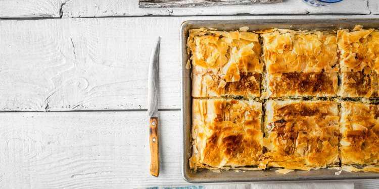 Η συνταγή της ημέρας: Κιμαδόπιτα από τον Πέτρο Συρίγο