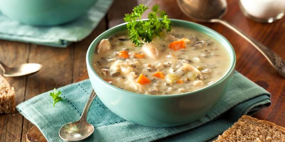 Η συνταγή της ημέρας: Κοτόσουπα από τον Πέτρο Συρίγο